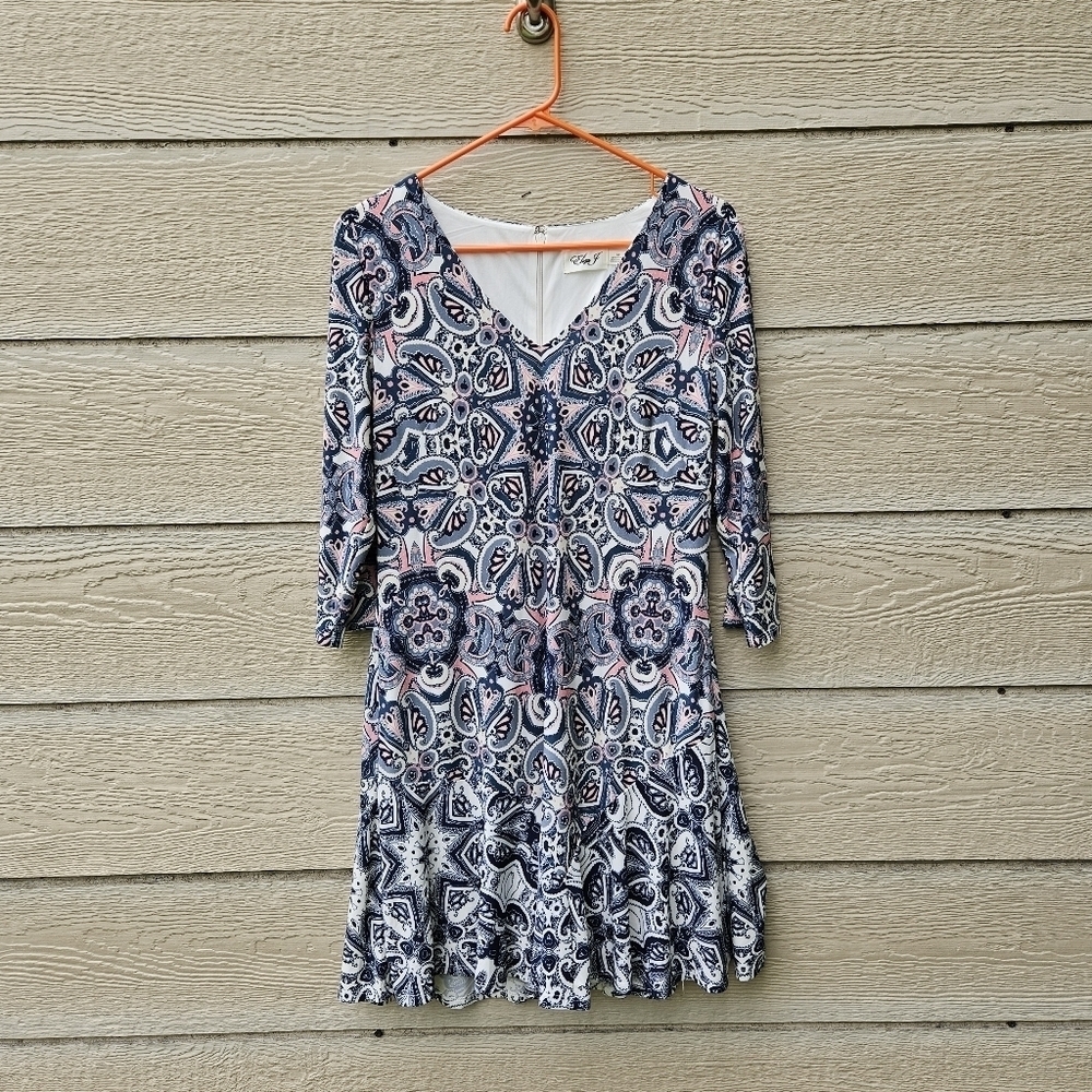 Eliza J damask print v neck 3/4 sleeve dress white navy pink size 12P petite